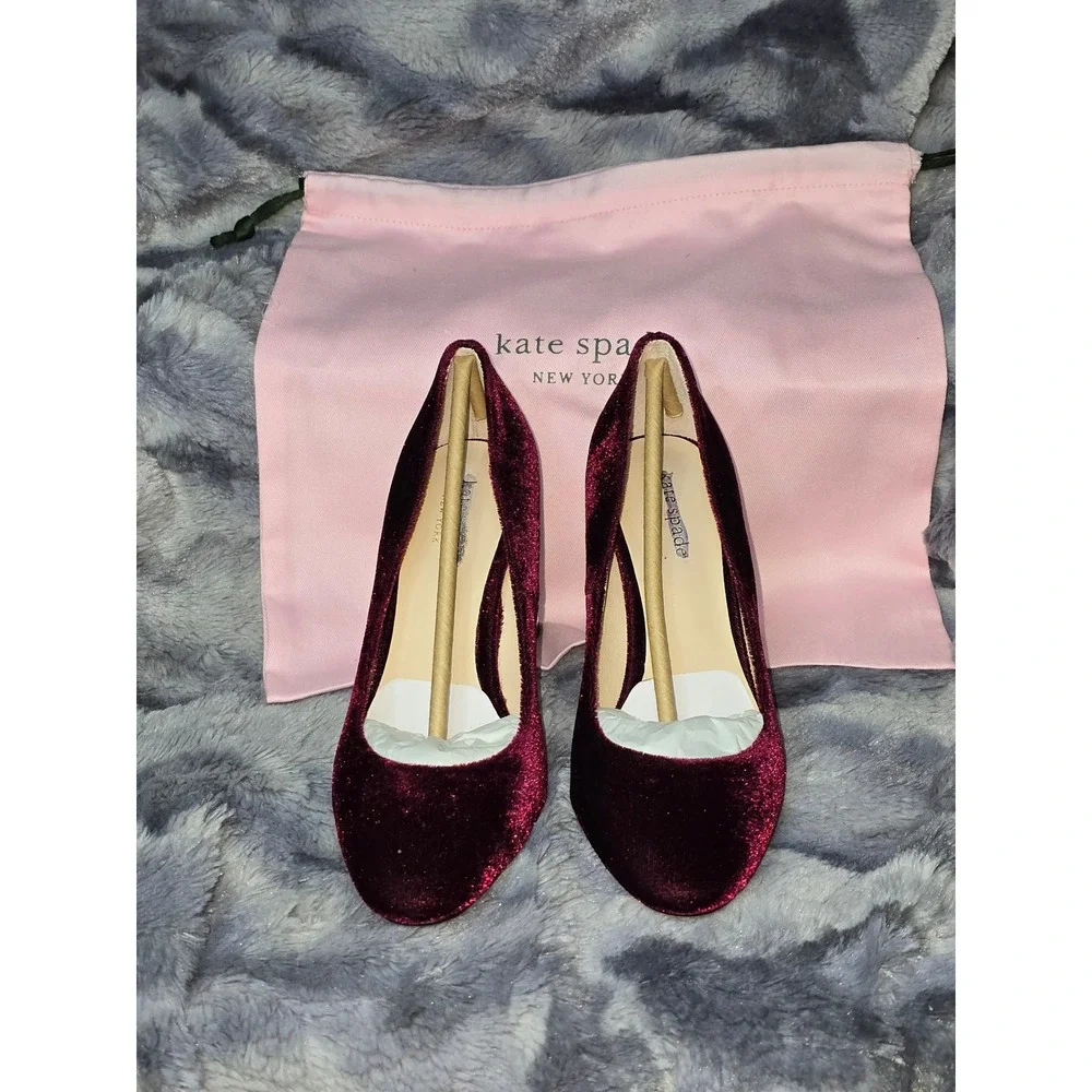NWB Kate Spade Sybil Pump Velvet W/ Gem Embellished Heel Burgundy Size‎ 5.5